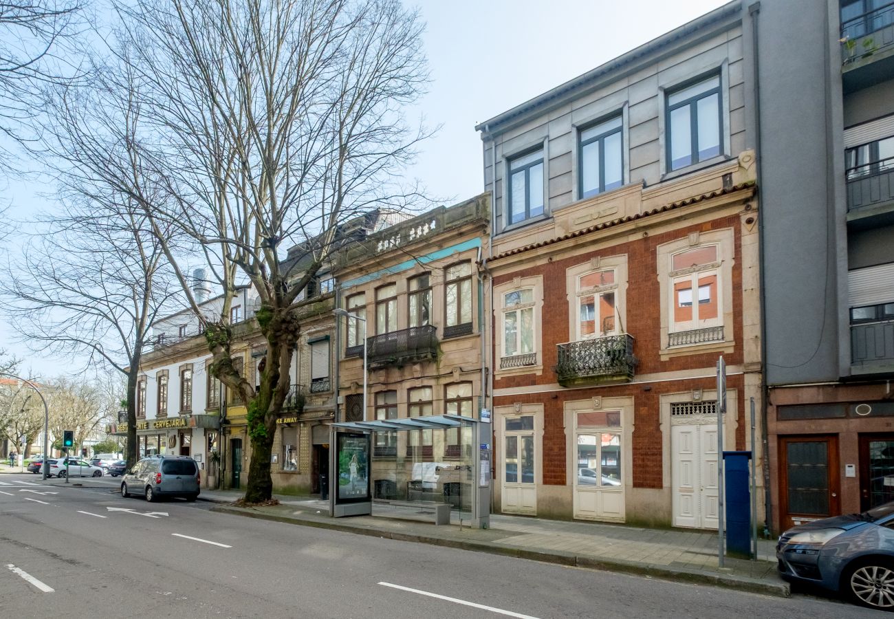 Apartamento em Porto - The Library | Luxury House with AC Downtown Porto
