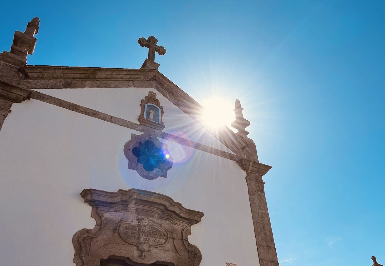 Apartamento em Porto - Elegant Sunlit Loft in the trendy heart of Porto!