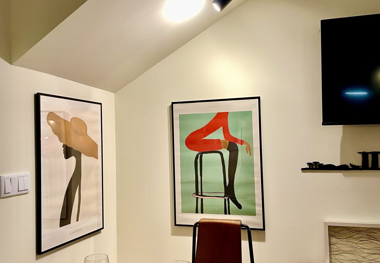 Apartamento em Porto - Elegant Sunlit Loft in the trendy heart of Porto!