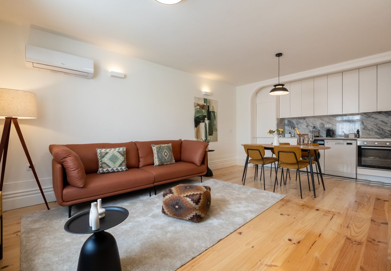 Apartamento em Porto - Cedofeita Balcony Apartment W/ AC Downtown