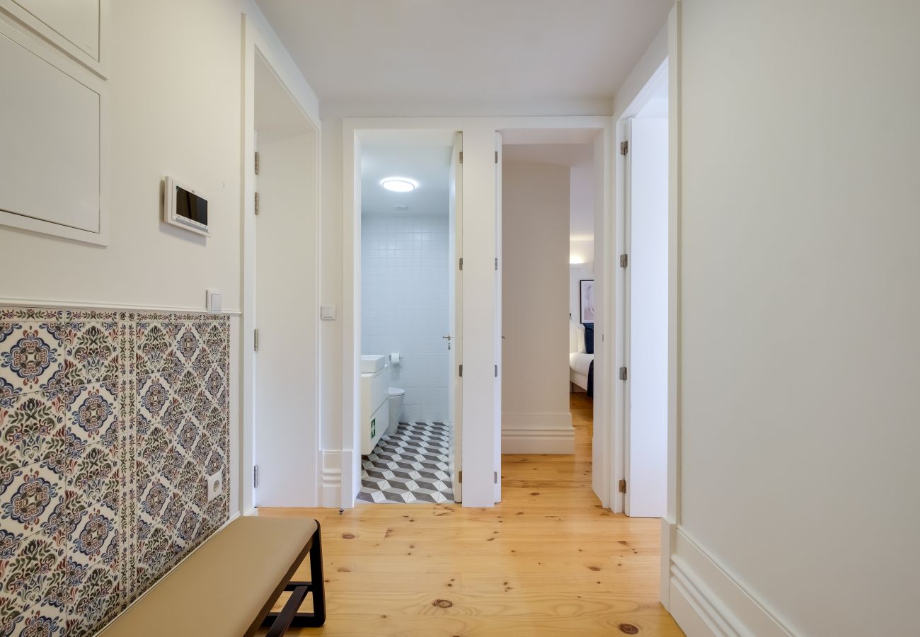Apartamento em Porto - Cedofeita Balcony Apartment W/ AC Downtown