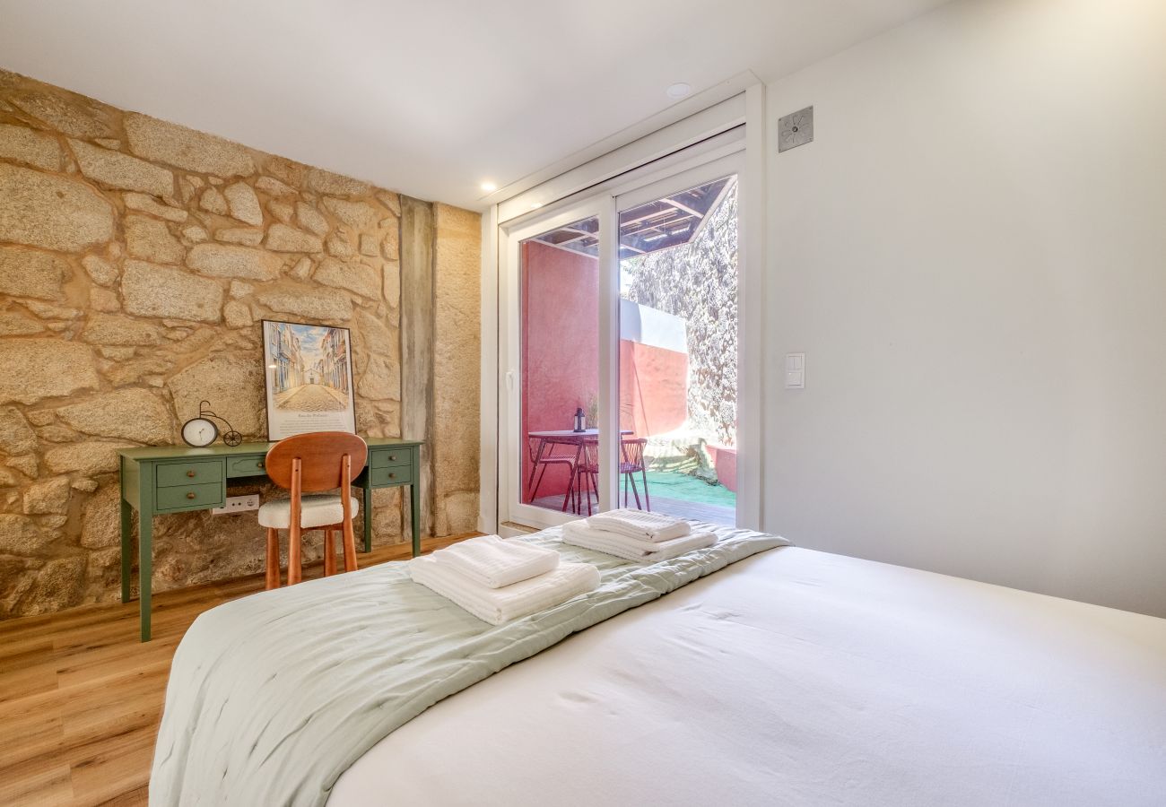 Apartamento em Porto - Magnolia 2 Luxury with AC Metro Downtown Porto