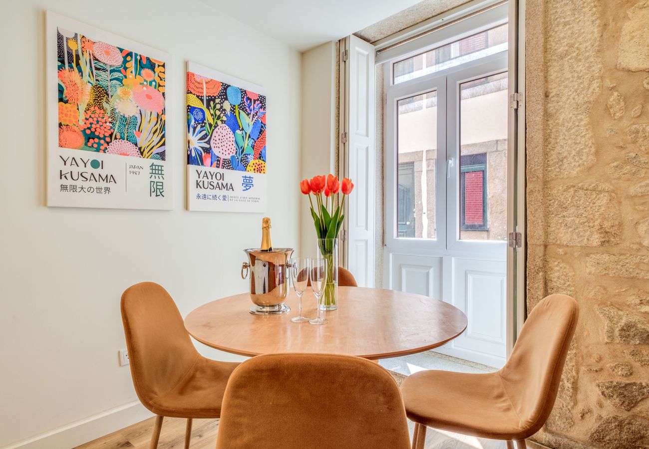 Apartamento em Porto - Magnolia 2 Luxury with AC Metro Downtown Porto