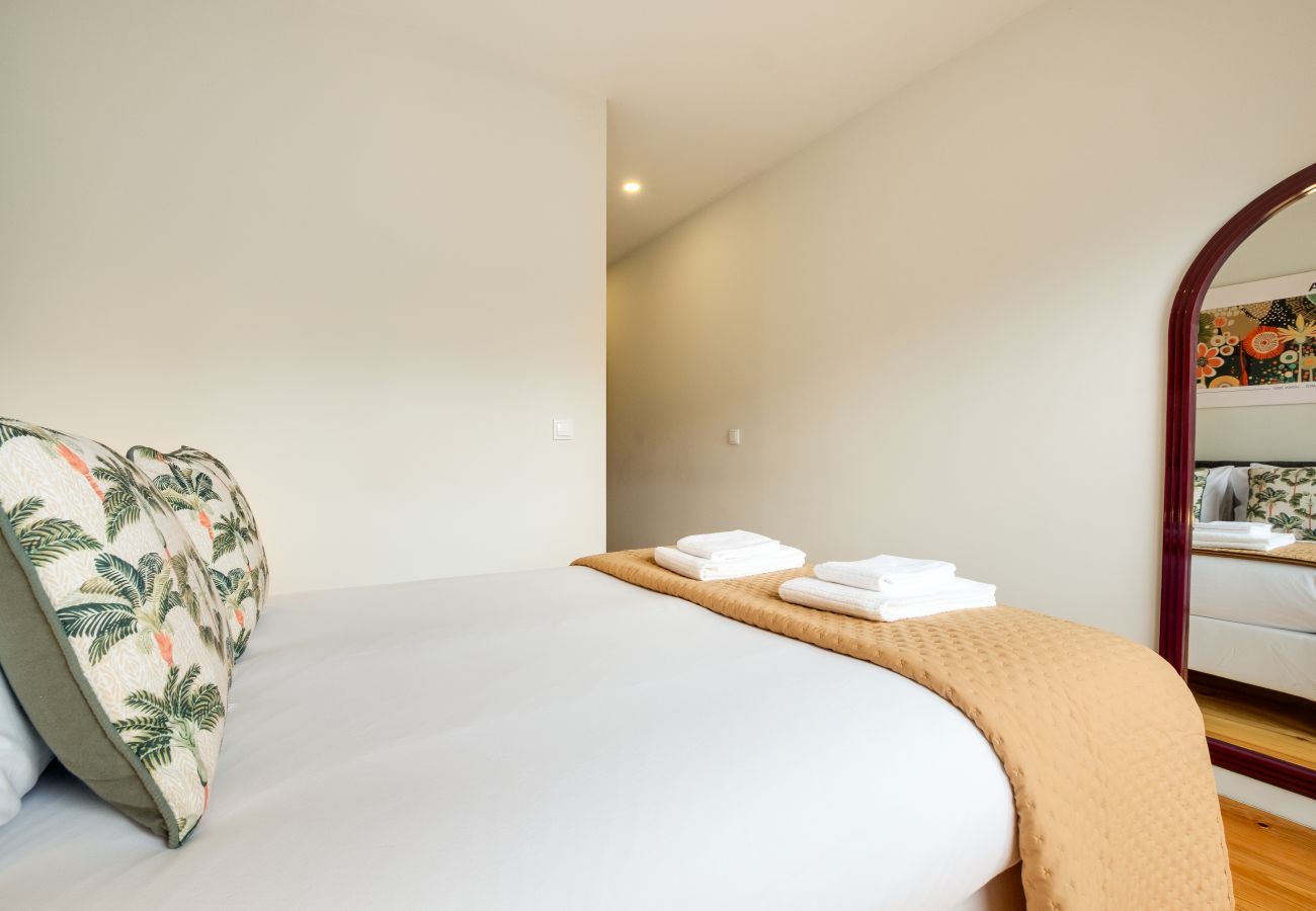 Apartamento em Porto - Magnolia 4 Luxury with AC Metro Downtown Porto