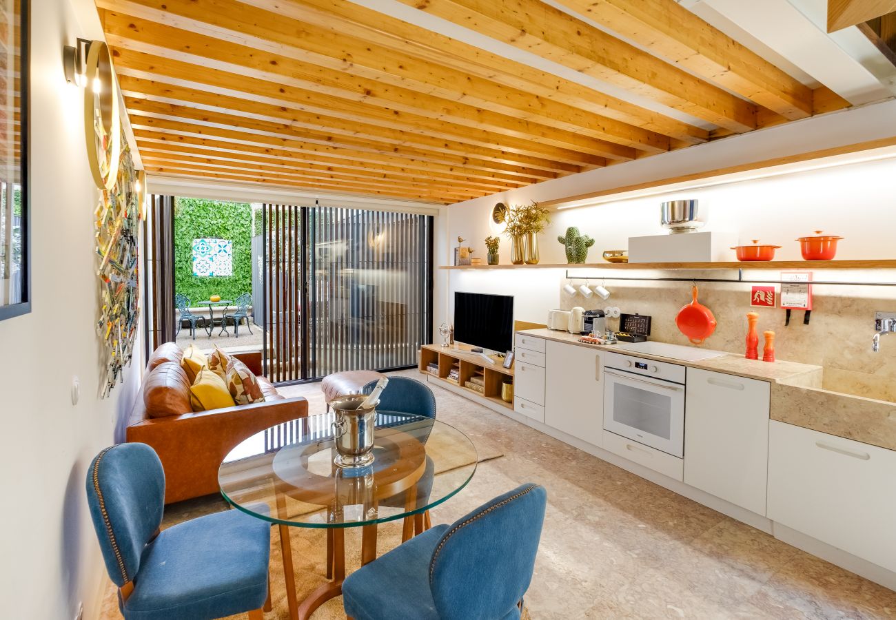 Apartment in Porto - Porto Historic Luxury House with A/C in Downtown