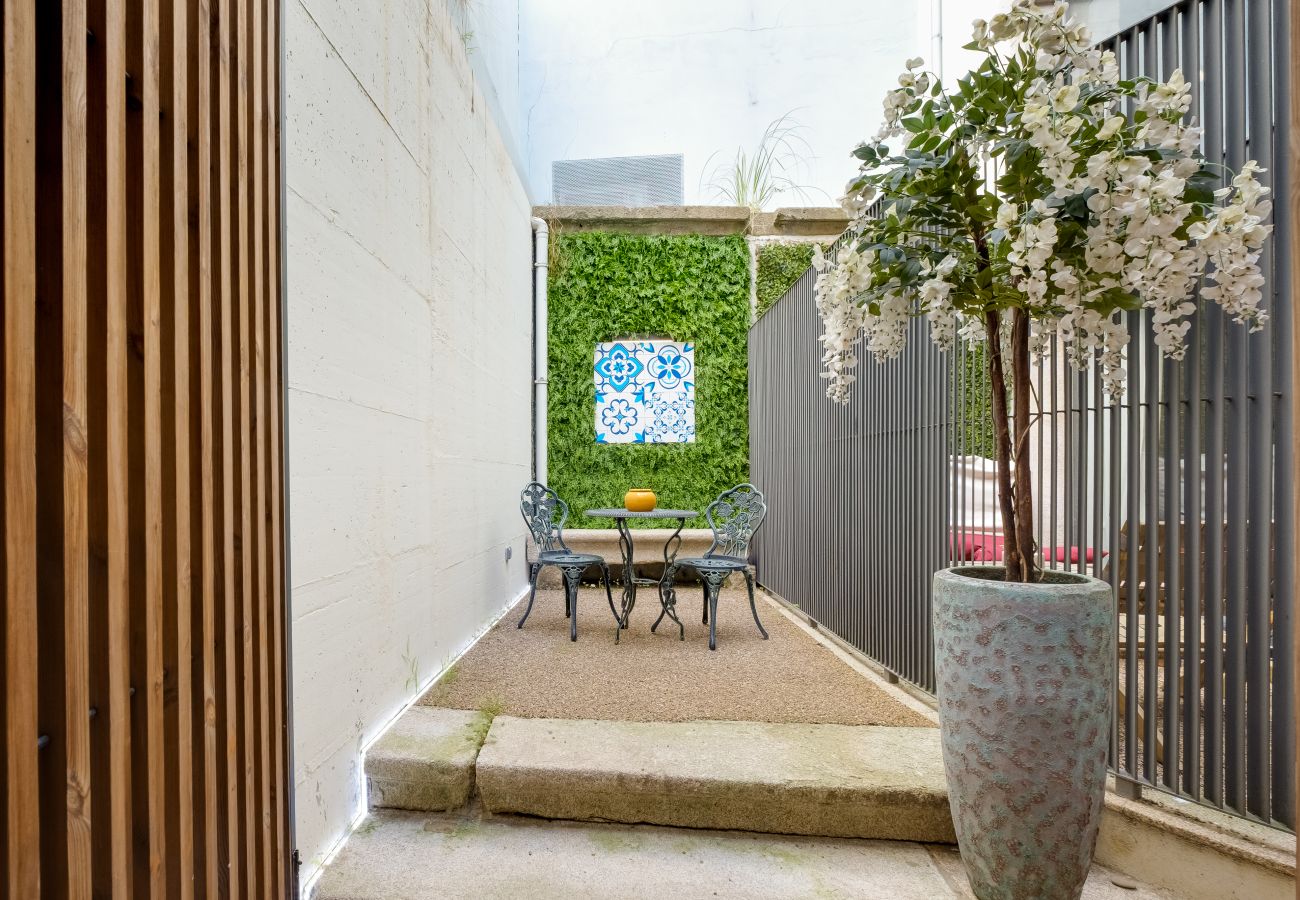Apartment in Porto - Porto Historic Luxury House with A/C in Downtown