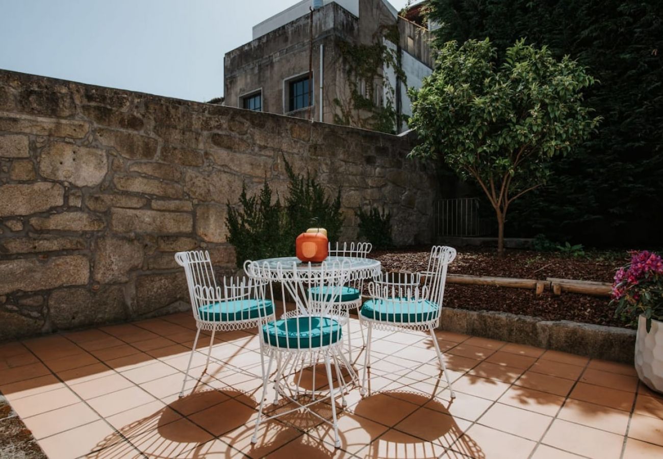 Apartment in Porto - Sunset Luxury House with Garden A/C Downtown Porto