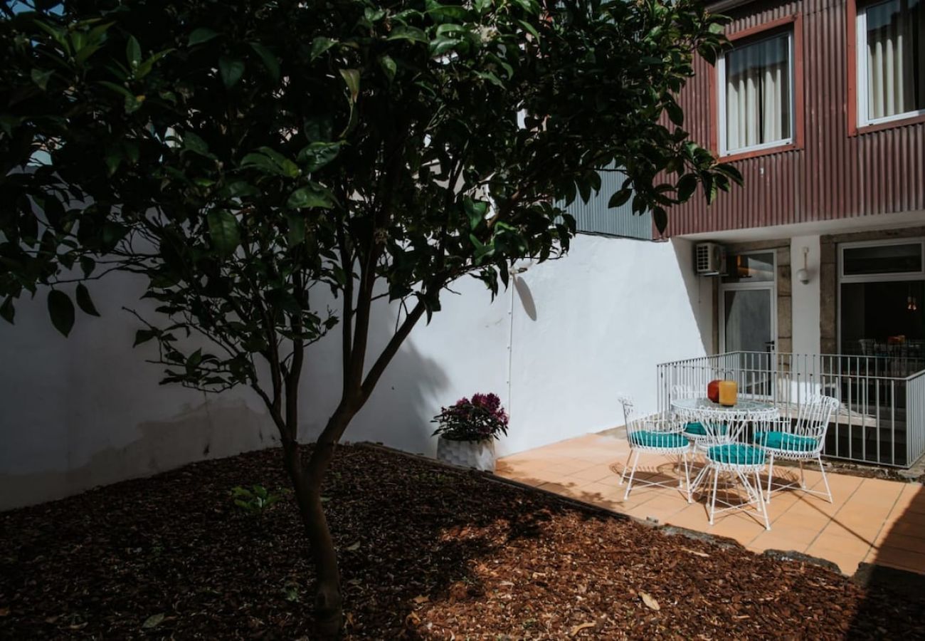 Apartment in Porto - Sunset Luxury House with Garden A/C Downtown Porto