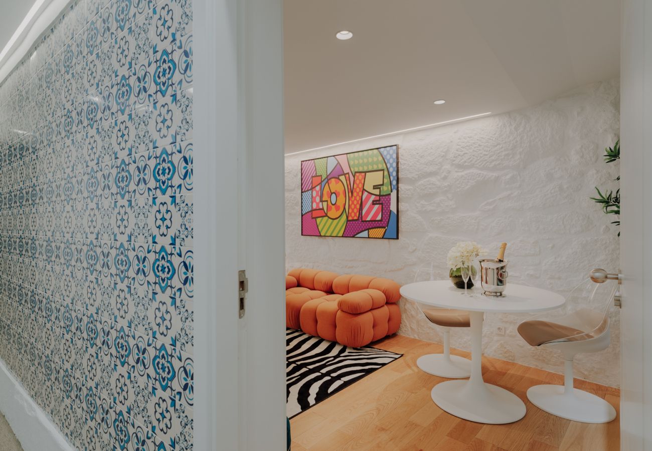 Apartment in Porto - Pop Art Luxury Apartment w/Ac