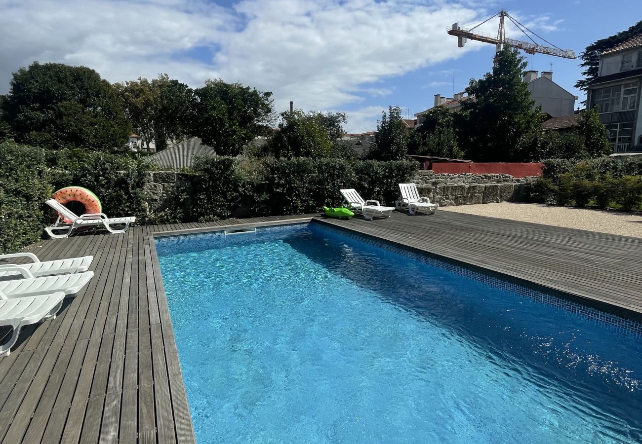 Apartment in Porto - Cosy House Downtown Porto w/ swimming pool and AC