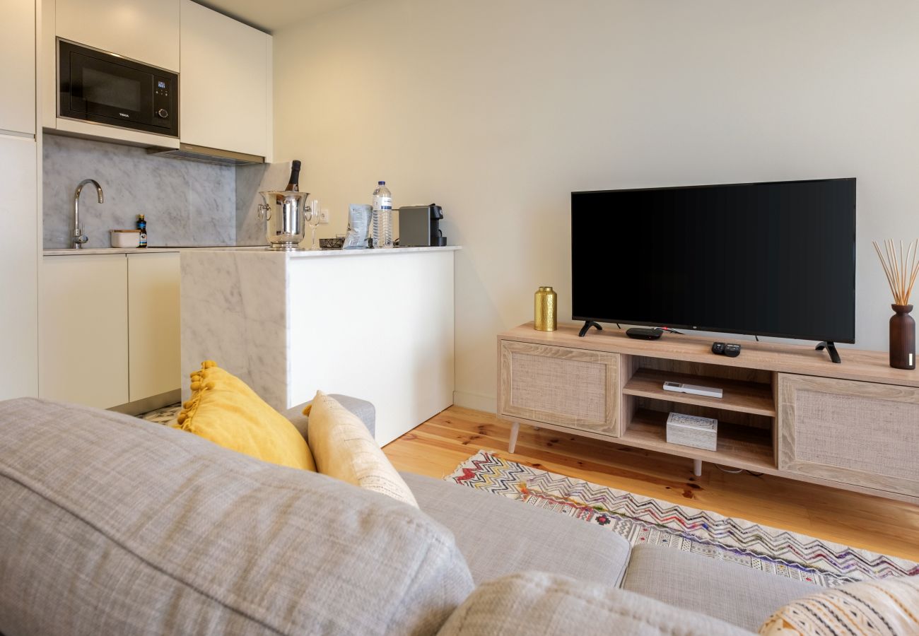 Apartment in Porto - Luxury Style 4 with A/C Downtown Porto near Metro