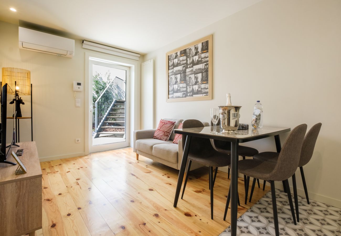 Apartment in Porto - Luxury Style 7 with A/C Downtown Porto near Metro