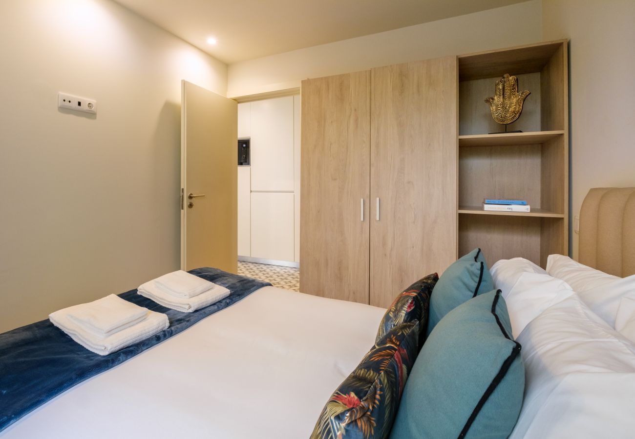 Apartment in Porto - Luxury Style 7 with A/C Downtown Porto near Metro