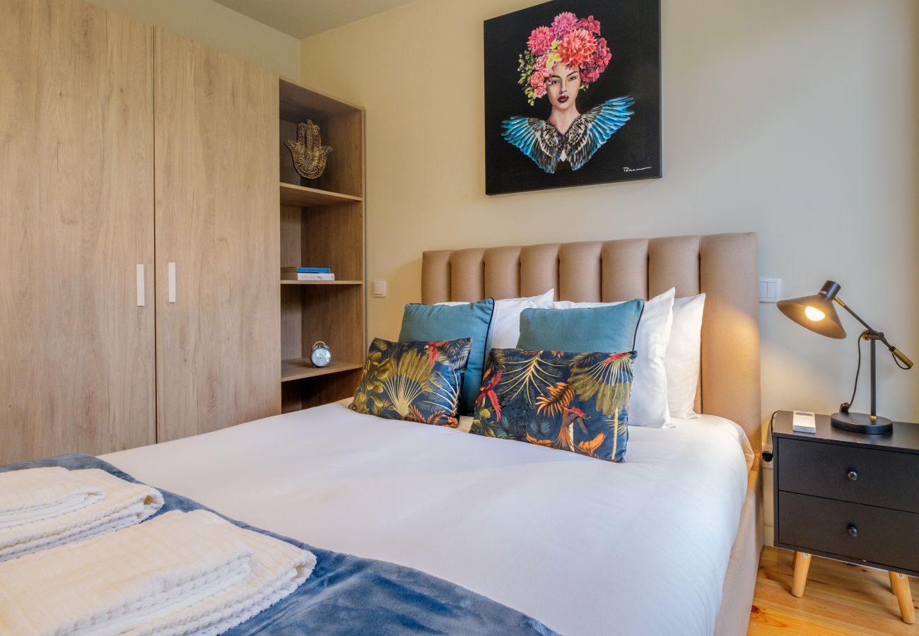 Apartment in Porto - Luxury Style 7 with A/C Downtown Porto near Metro