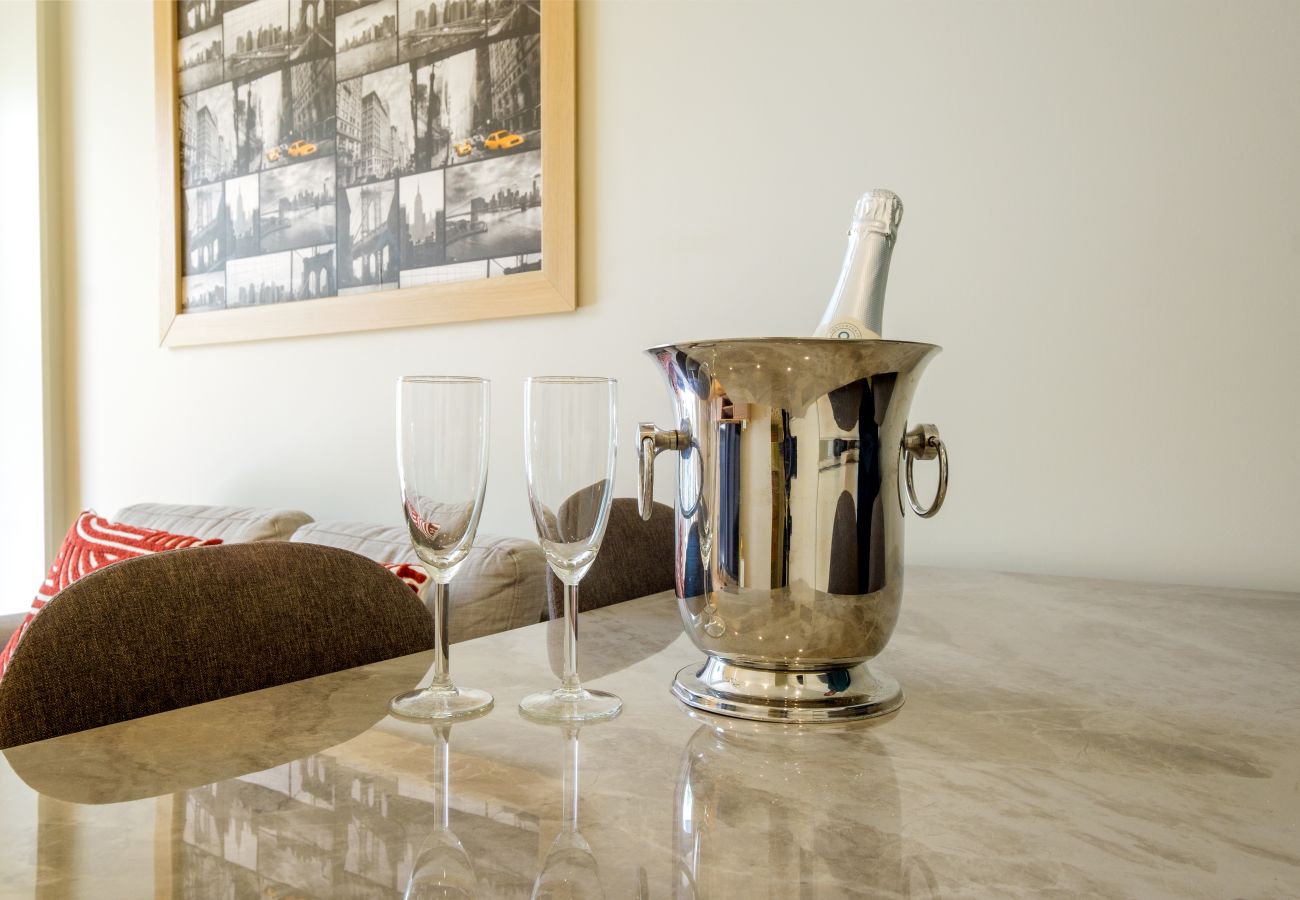 Apartment in Porto - Luxury Style 7 with A/C Downtown Porto near Metro