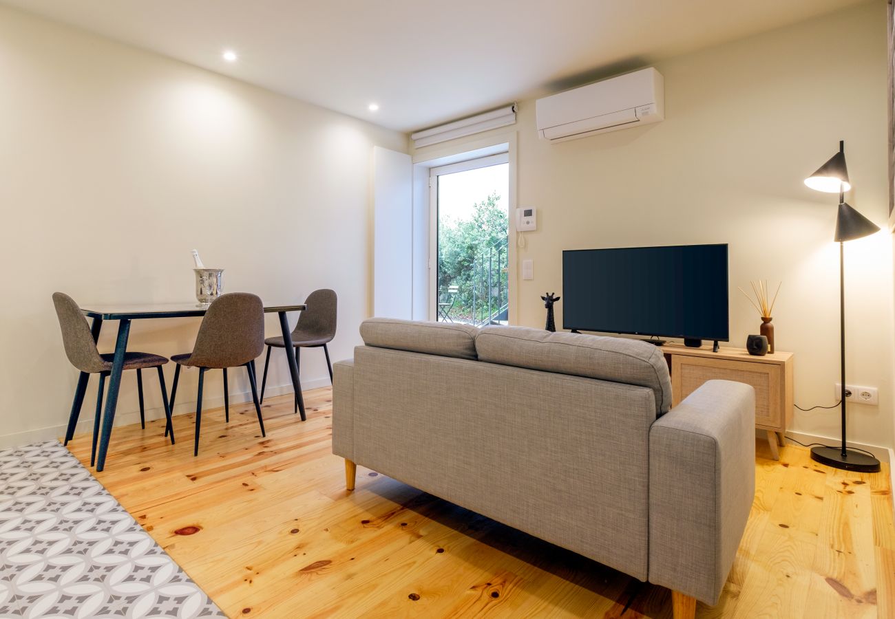 Apartment in Porto - Luxury Style 6 with A/C Downtown Porto near Metro