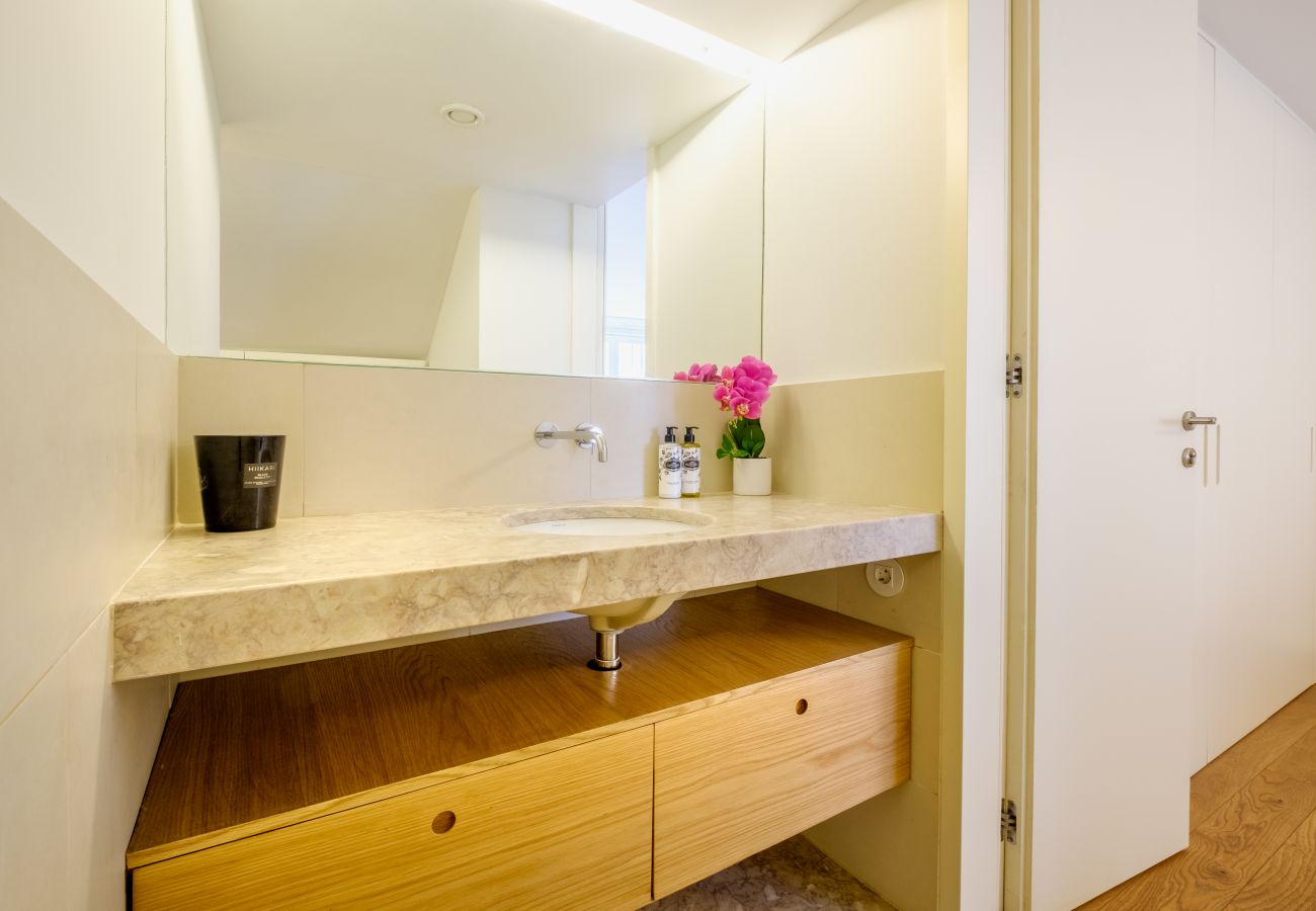 Apartment in Porto - Discovery Luxury Historic House At Rua das Flores