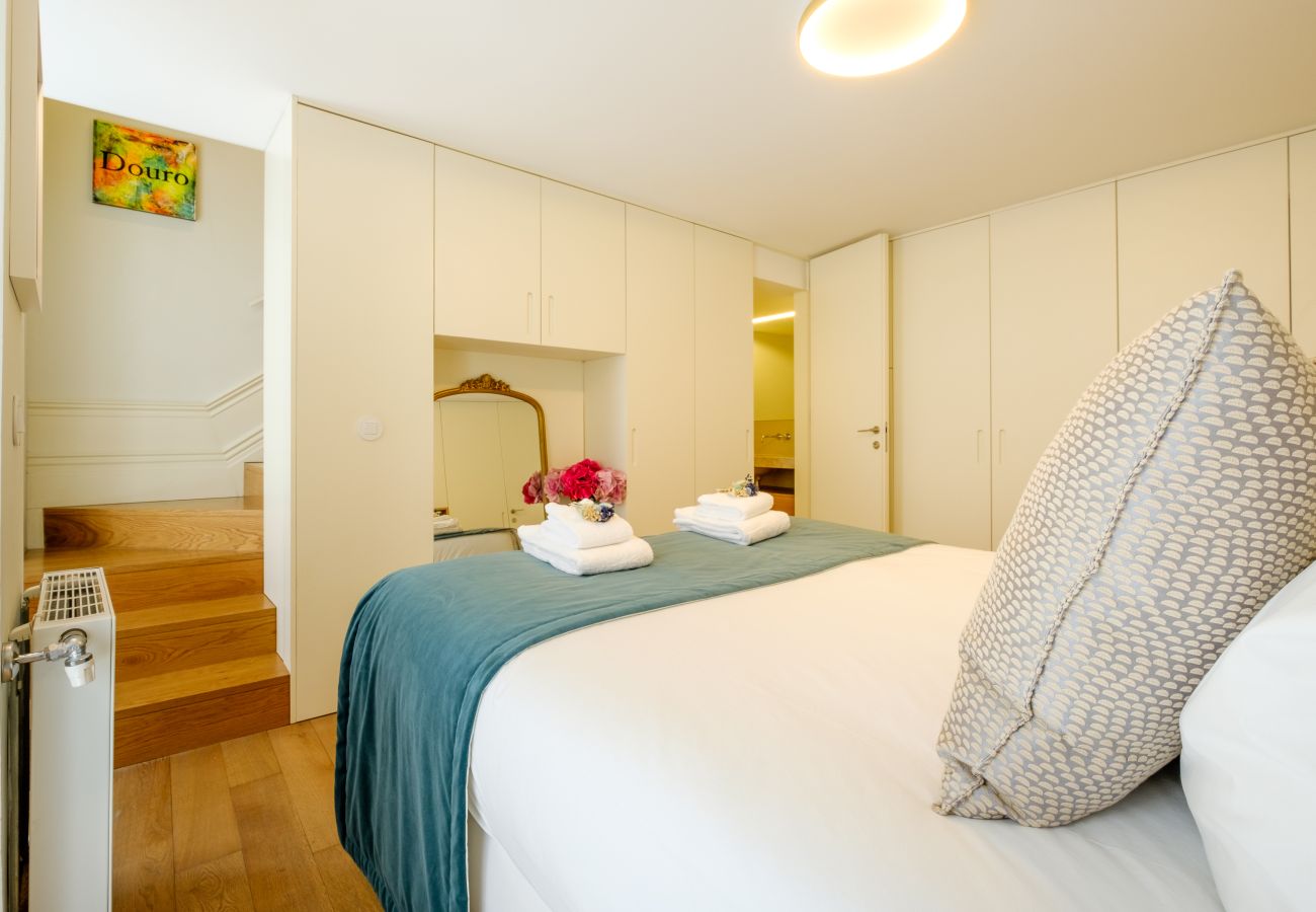 Apartment in Porto - Discovery Luxury Historic House At Rua das Flores