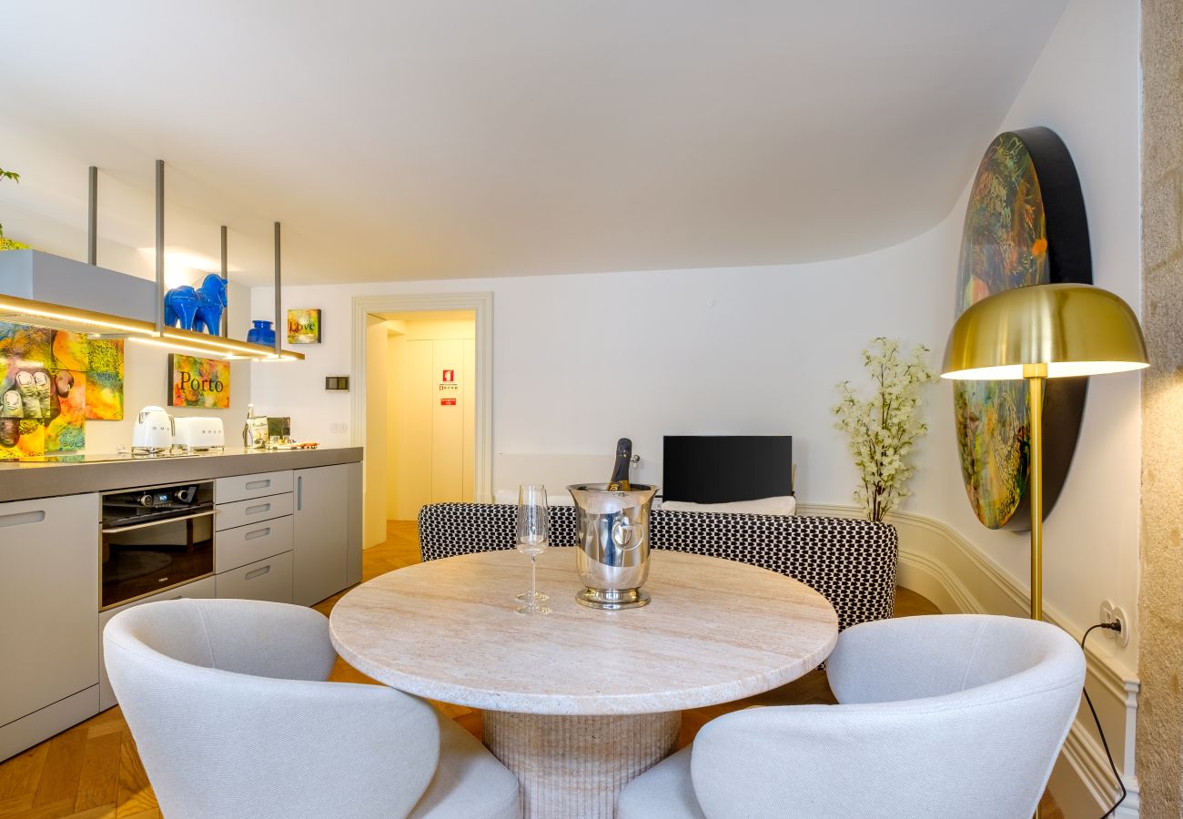 Apartment in Porto - Discovery Luxury Historic House At Rua das Flores