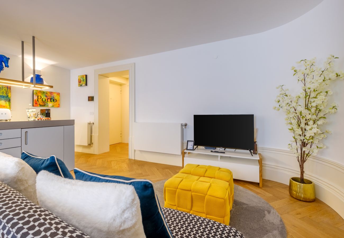 Apartment in Porto - Discovery Luxury Historic House At Rua das Flores