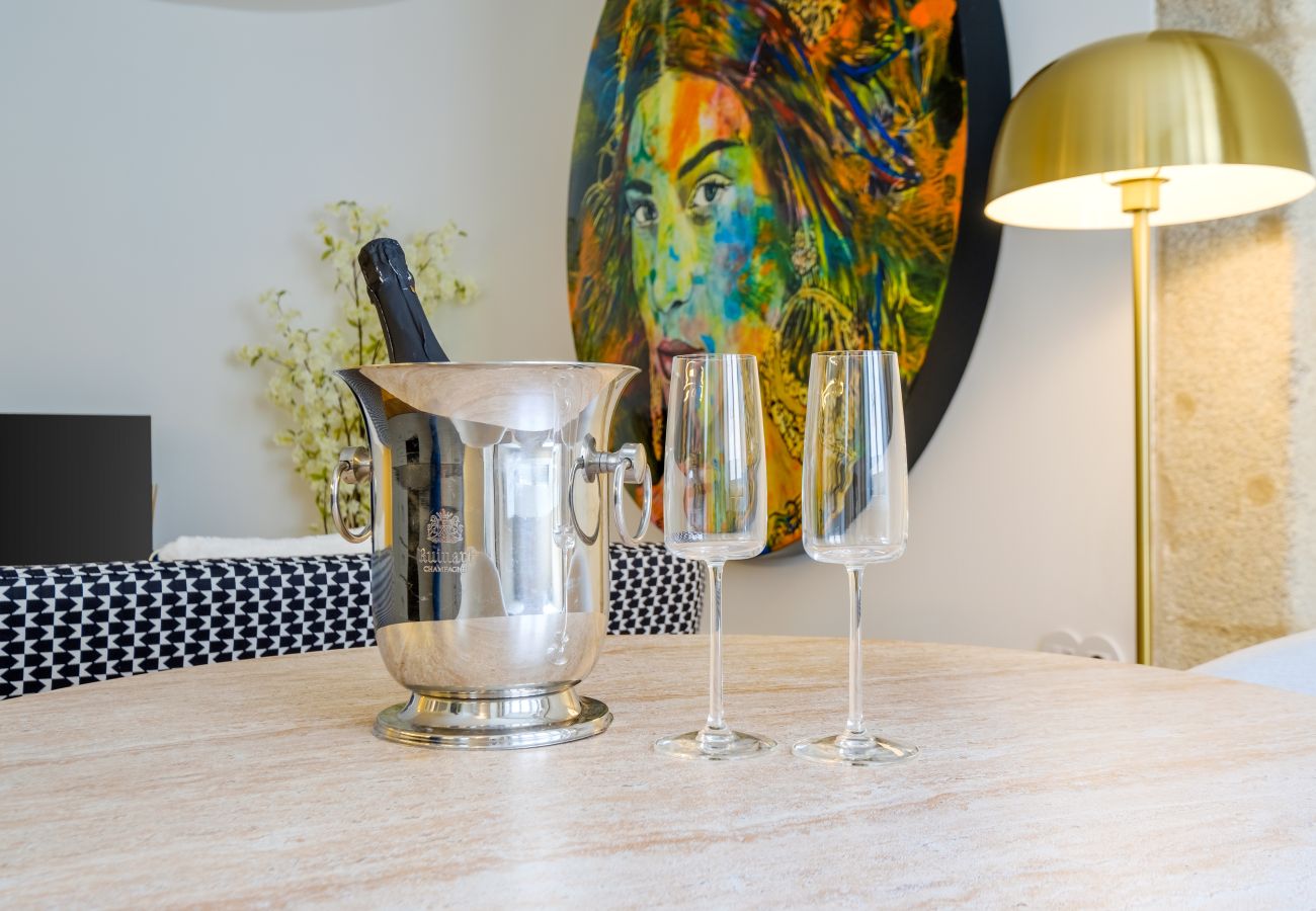 Apartment in Porto - Discovery Luxury Historic House At Rua das Flores