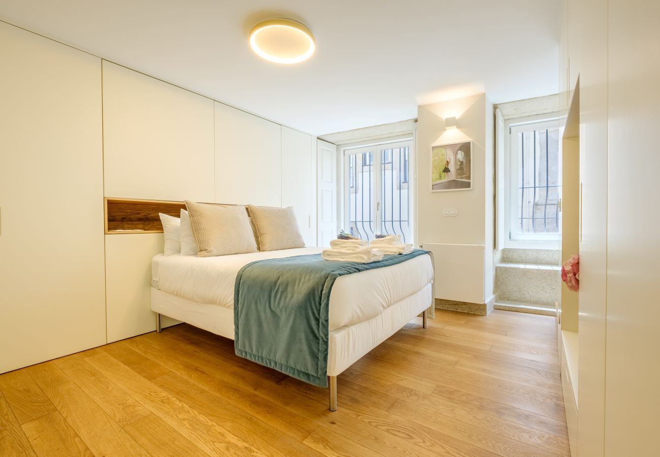 Apartment in Porto - Discovery Luxury Historic House At Rua das Flores