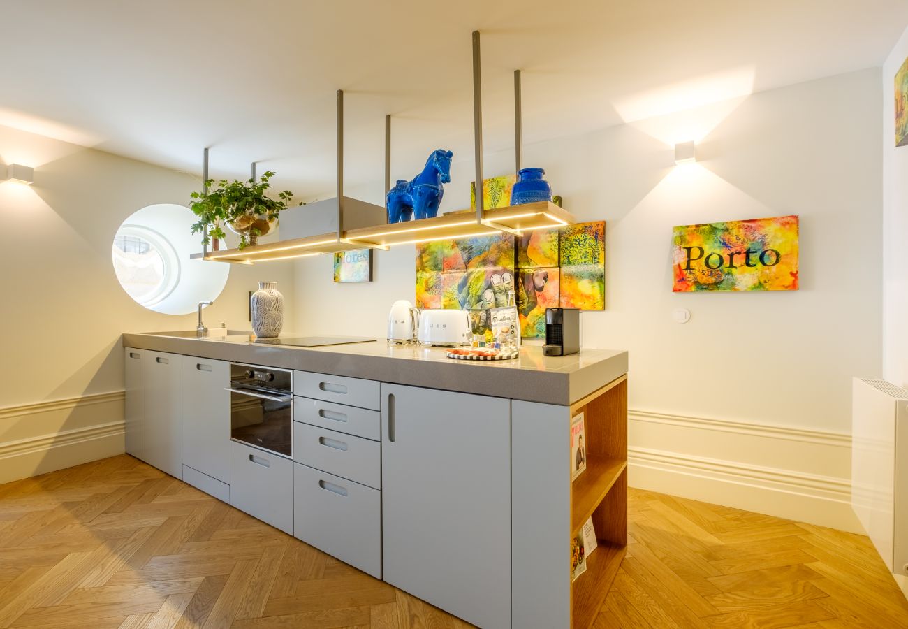 Apartment in Porto - Discovery Luxury Historic House At Rua das Flores