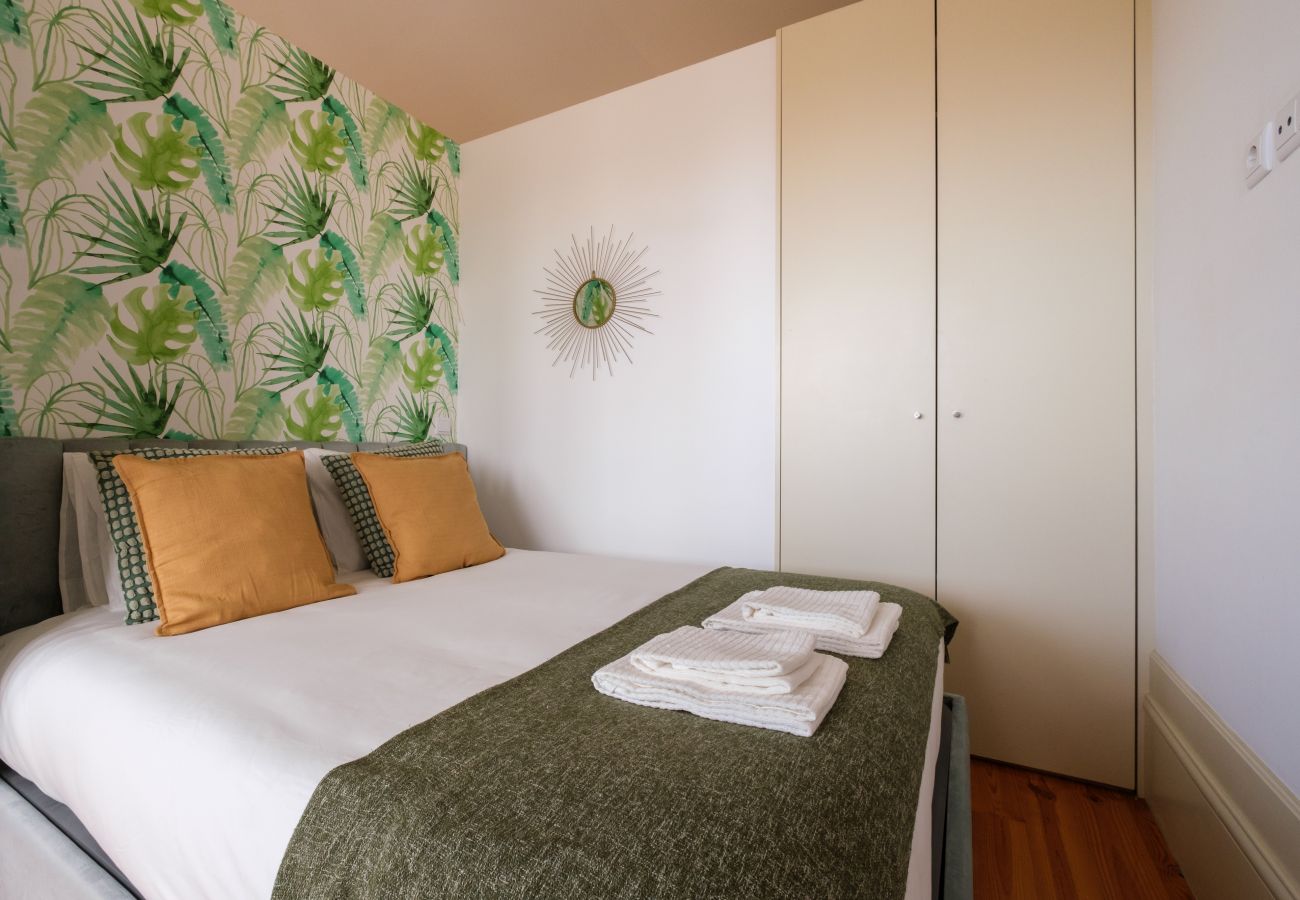 Apartment in Porto - Cedofeita Sunshine Luxury Apartment Downtown Porto