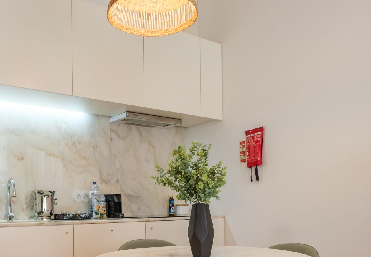 Apartment in Porto - Historic Porto Nook Downtown Porto near metro