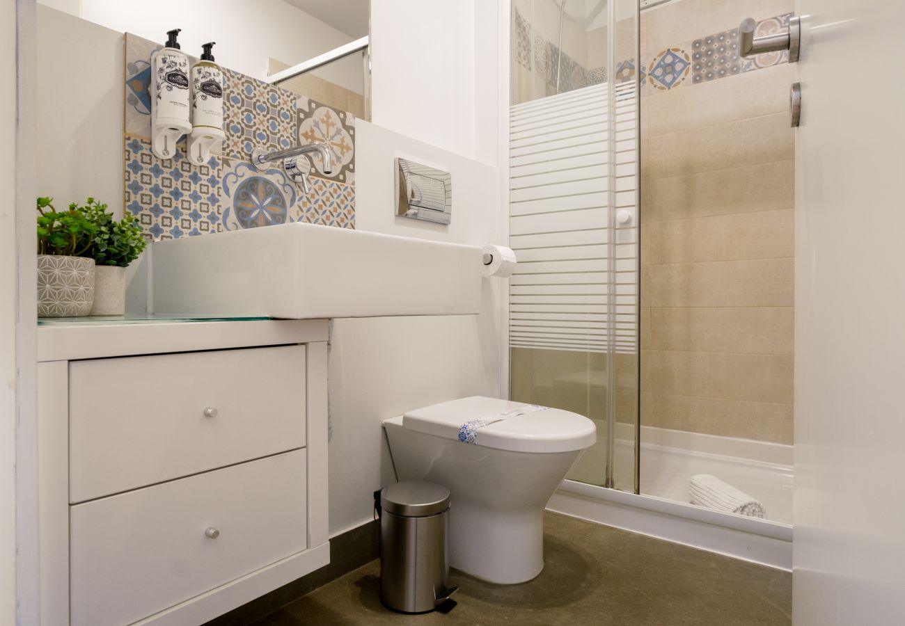 Apartment in Porto - Historic Porto Nook Downtown Porto near metro