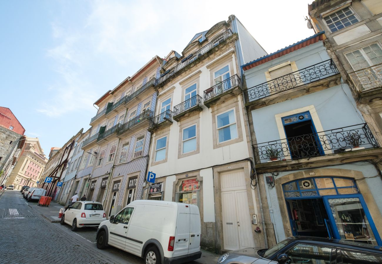 Apartment in Porto - Historic Porto Nook Downtown Porto near metro