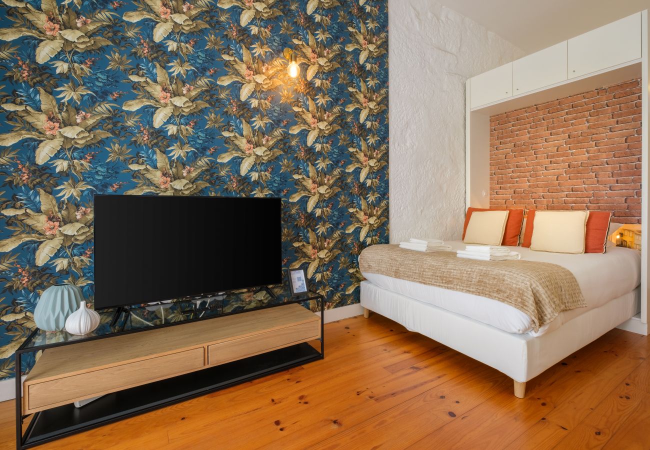 Apartment in Porto - Historic Porto Nook Downtown Porto near metro