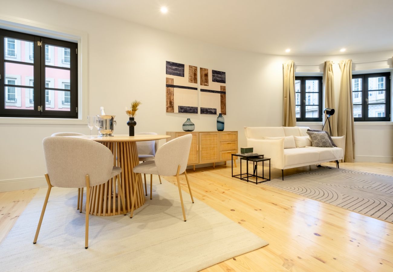 Apartment in Porto - Art Deco 12 Luxury 2BR Apartment Downtown Metro AC