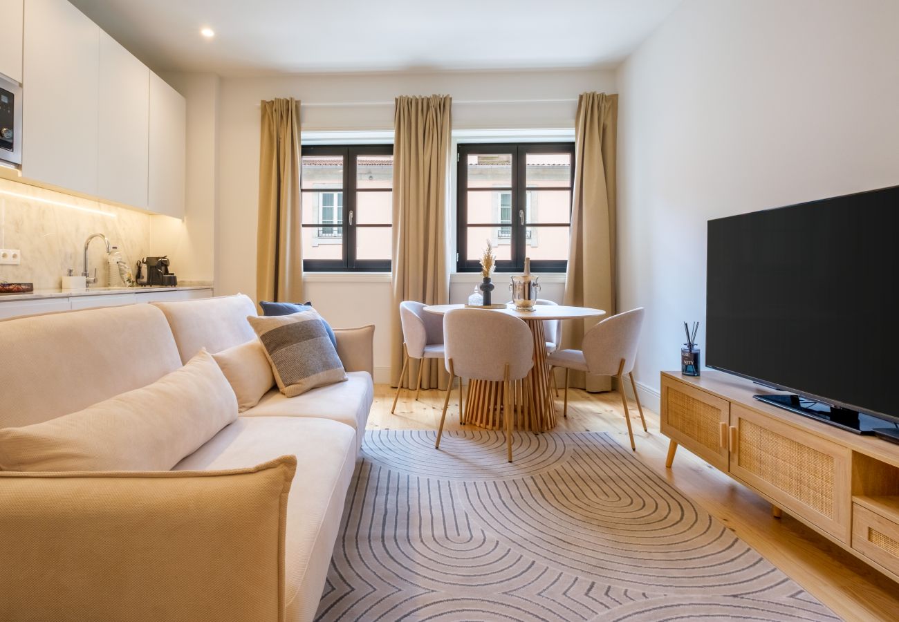 Apartment in Porto - Art Deco 14 Luxury  Apartment Downtown Metro AC