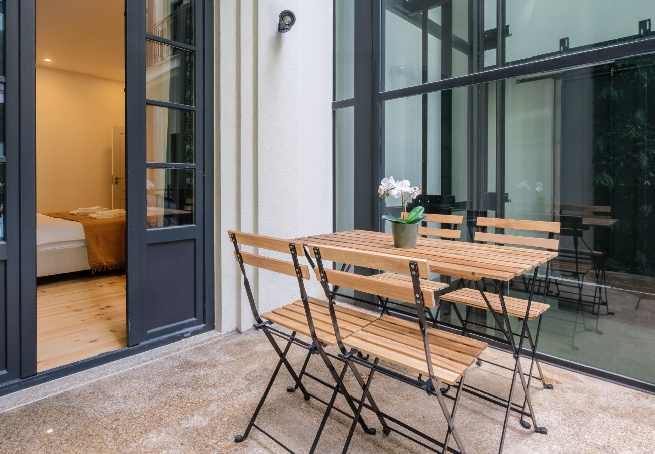 Apartment in Porto - Art Deco 14 Luxury  Apartment Downtown Metro AC