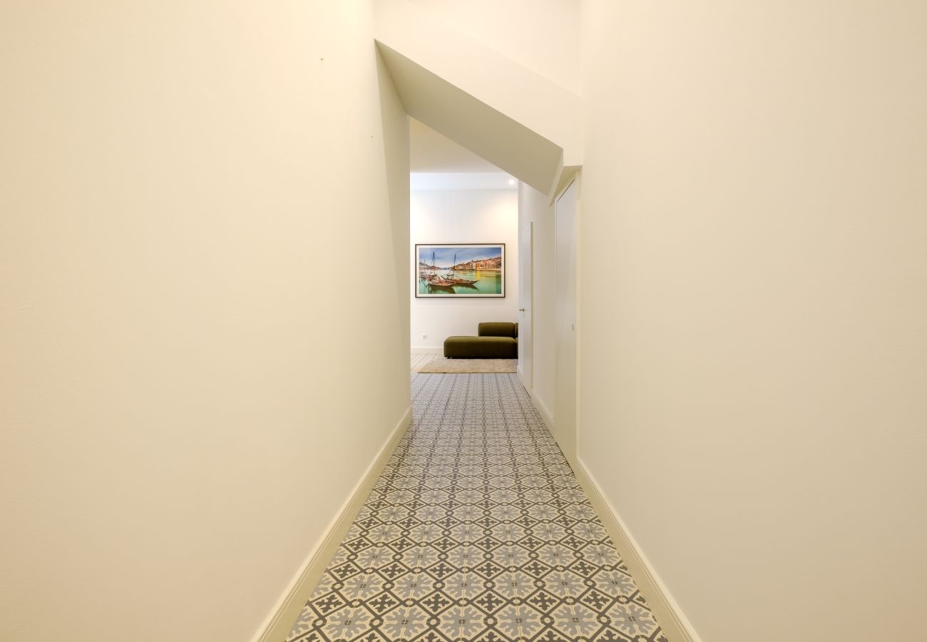 Apartment in Porto - Art Deco 14 Luxury  Apartment Downtown Metro AC