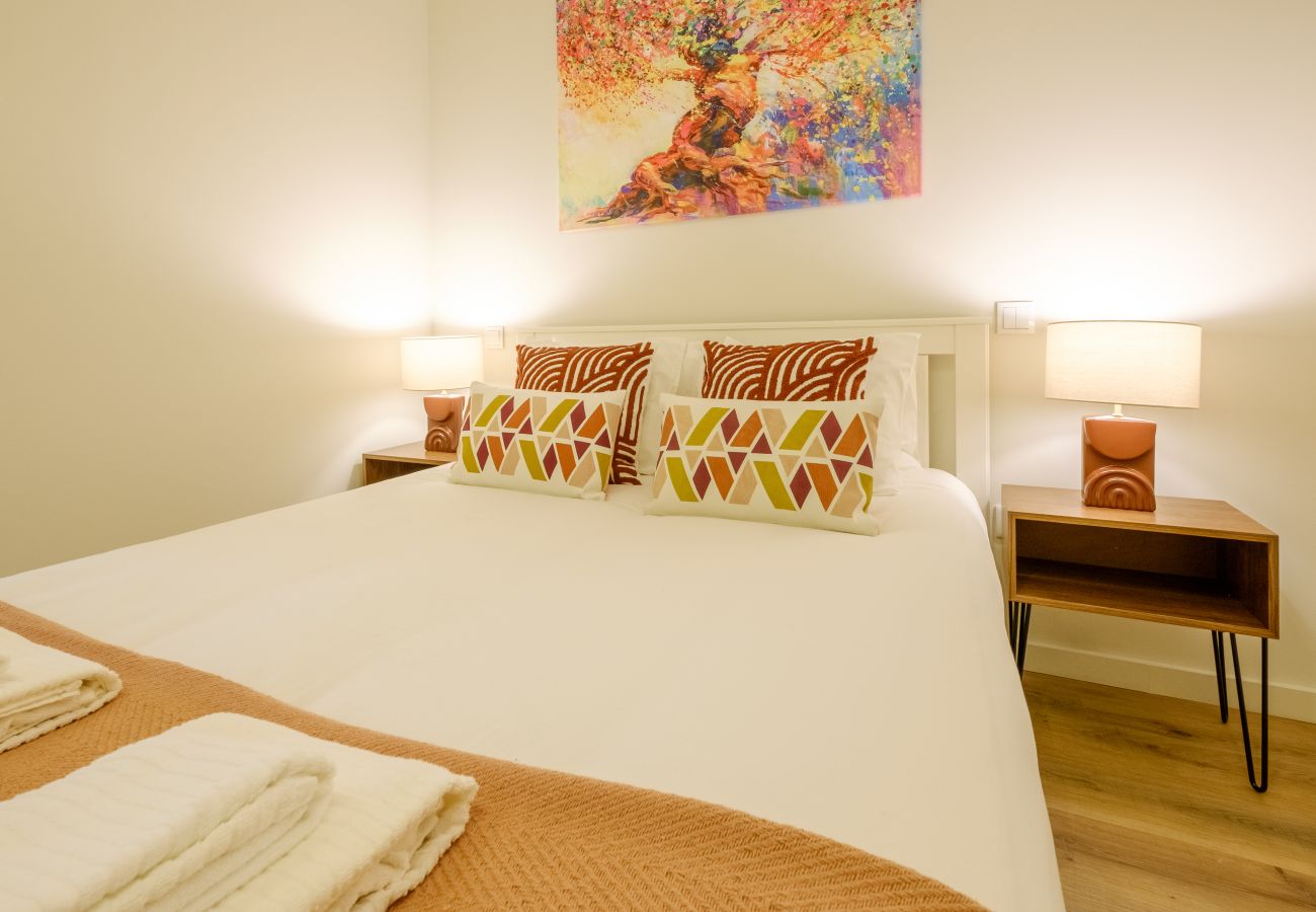 Apartment in Porto - Magnolia 1 Luxury with AC Metro Downtown Porto