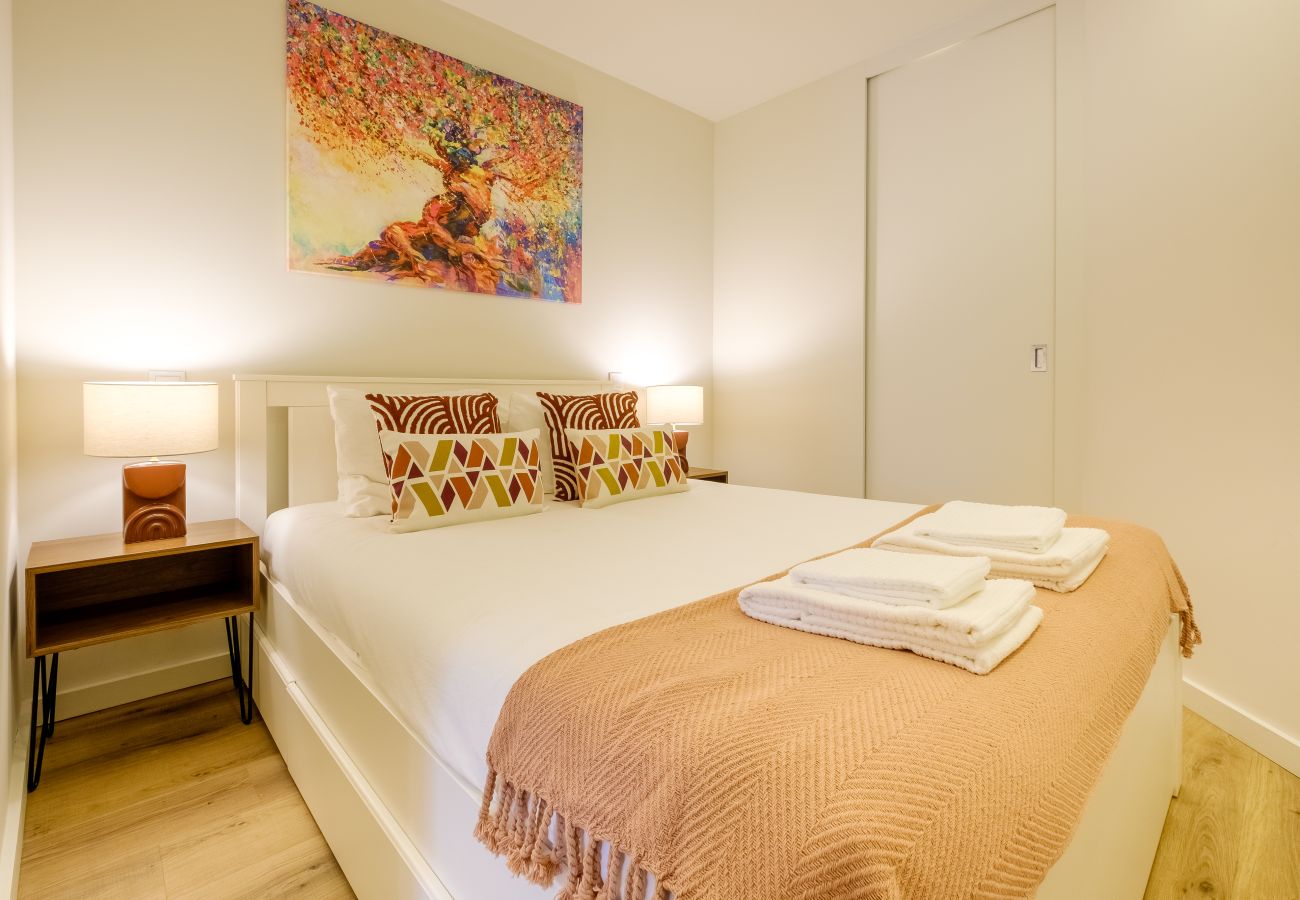Apartment in Porto - Magnolia 1 Luxury with AC Metro Downtown Porto