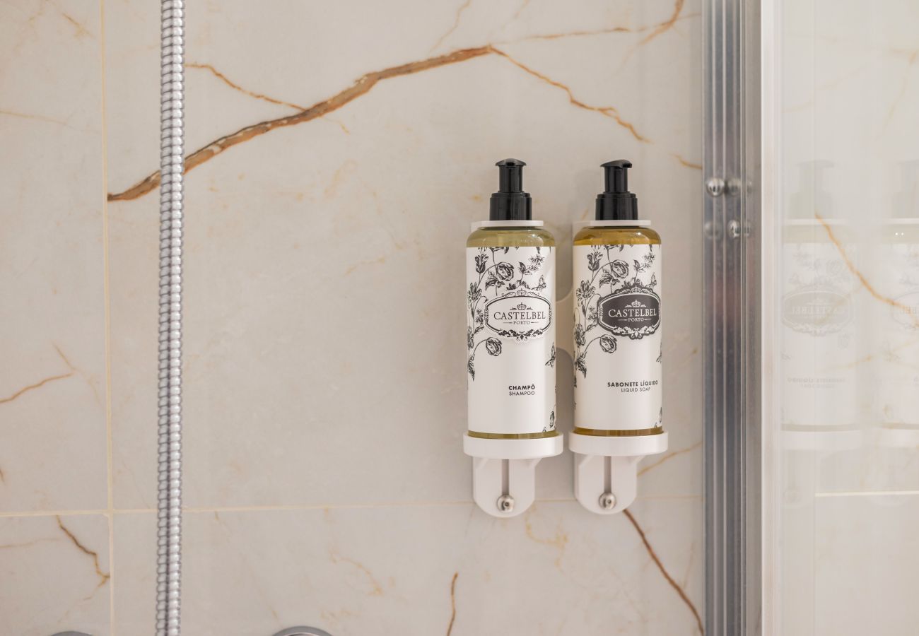 Apartment in Porto - Luxury Style 10 with A/C Downtown Porto near Metro