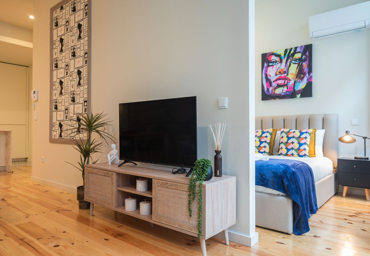 Apartment in Porto - Luxury Style 10 with A/C Downtown Porto near Metro