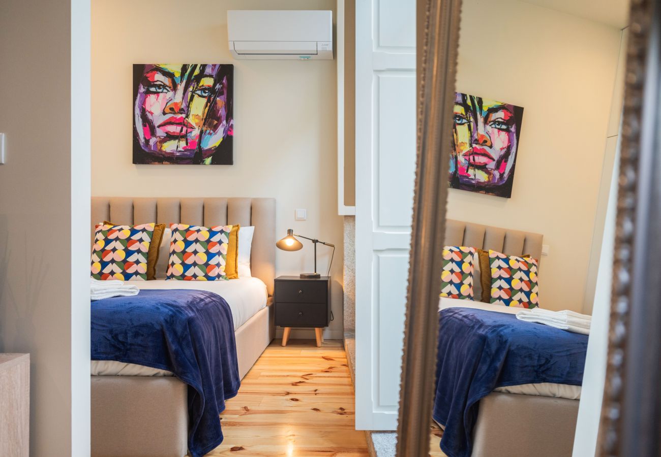 Apartment in Porto - Luxury Style 10 with A/C Downtown Porto near Metro