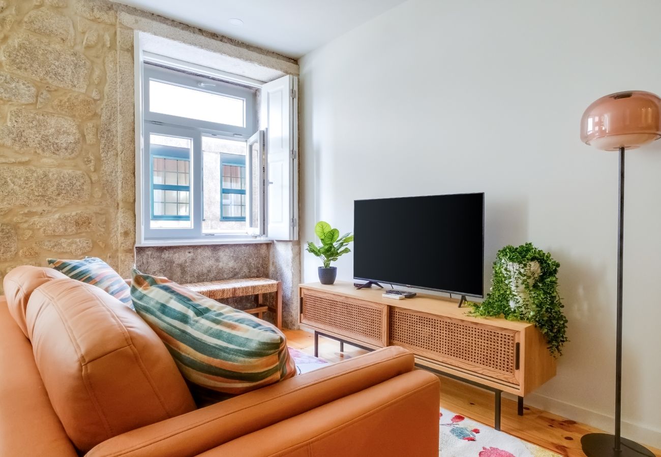 Apartment in Porto - Magnolia 3 Luxury with AC Metro Downtown Porto