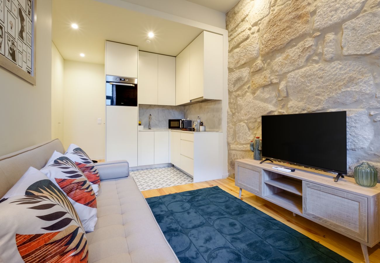 Apartment in Porto - Luxury Style 8 with A/C Downtown Porto near Metro