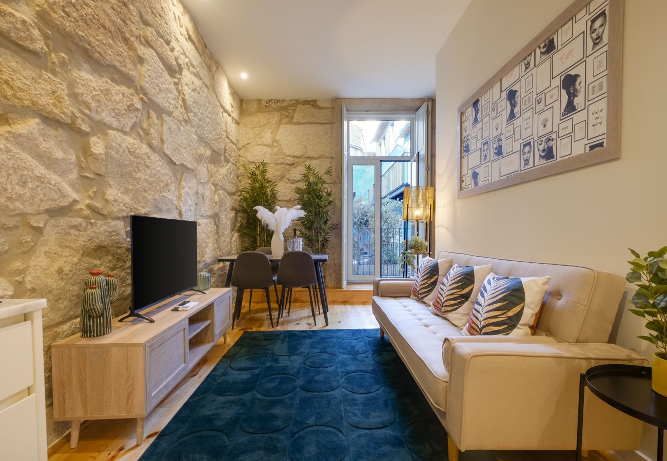 Apartment in Porto - Luxury Style 8 with A/C Downtown Porto near Metro