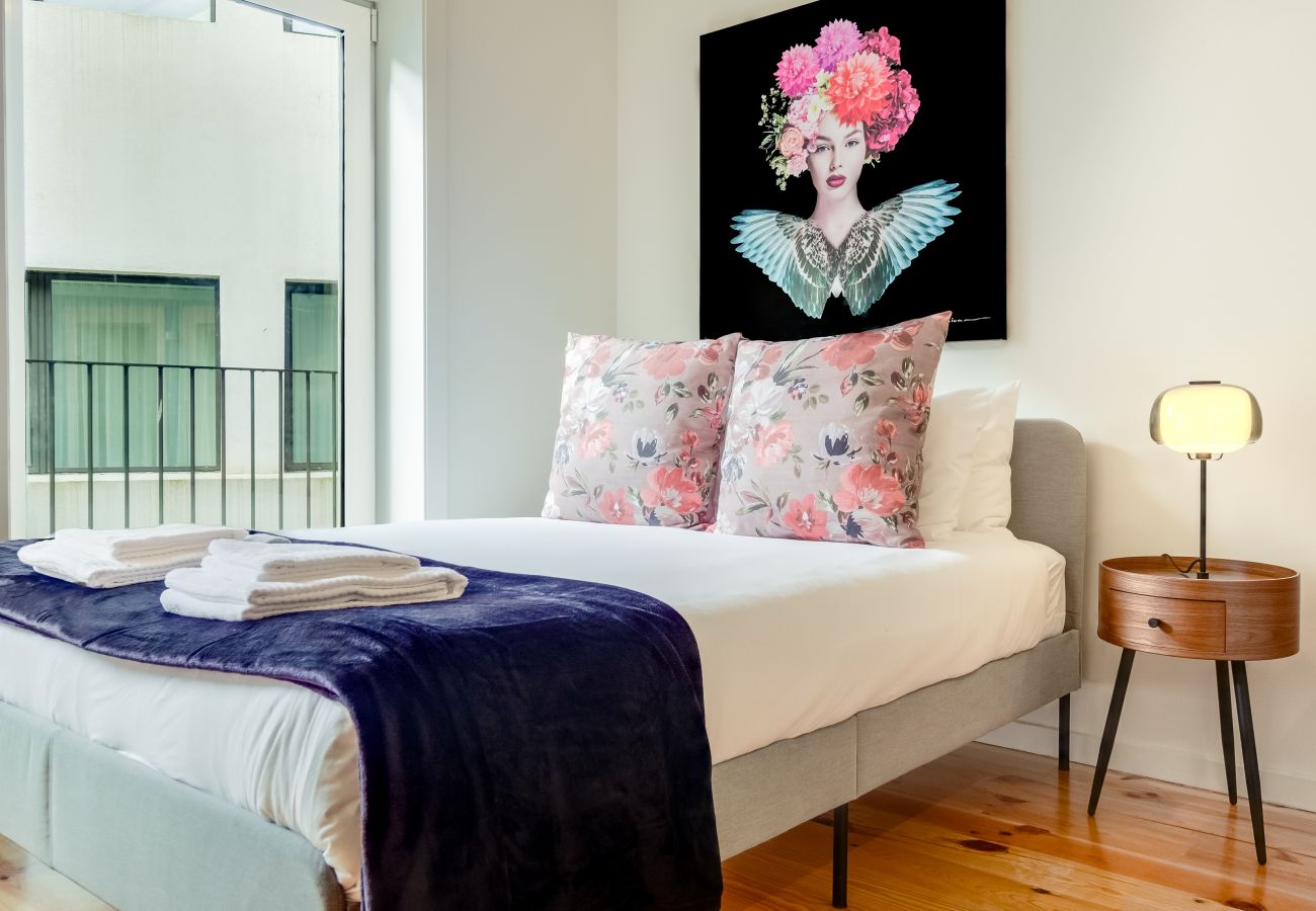 Apartment in Porto - Luxury Style 5 with AC Downtown Porto near Metro
