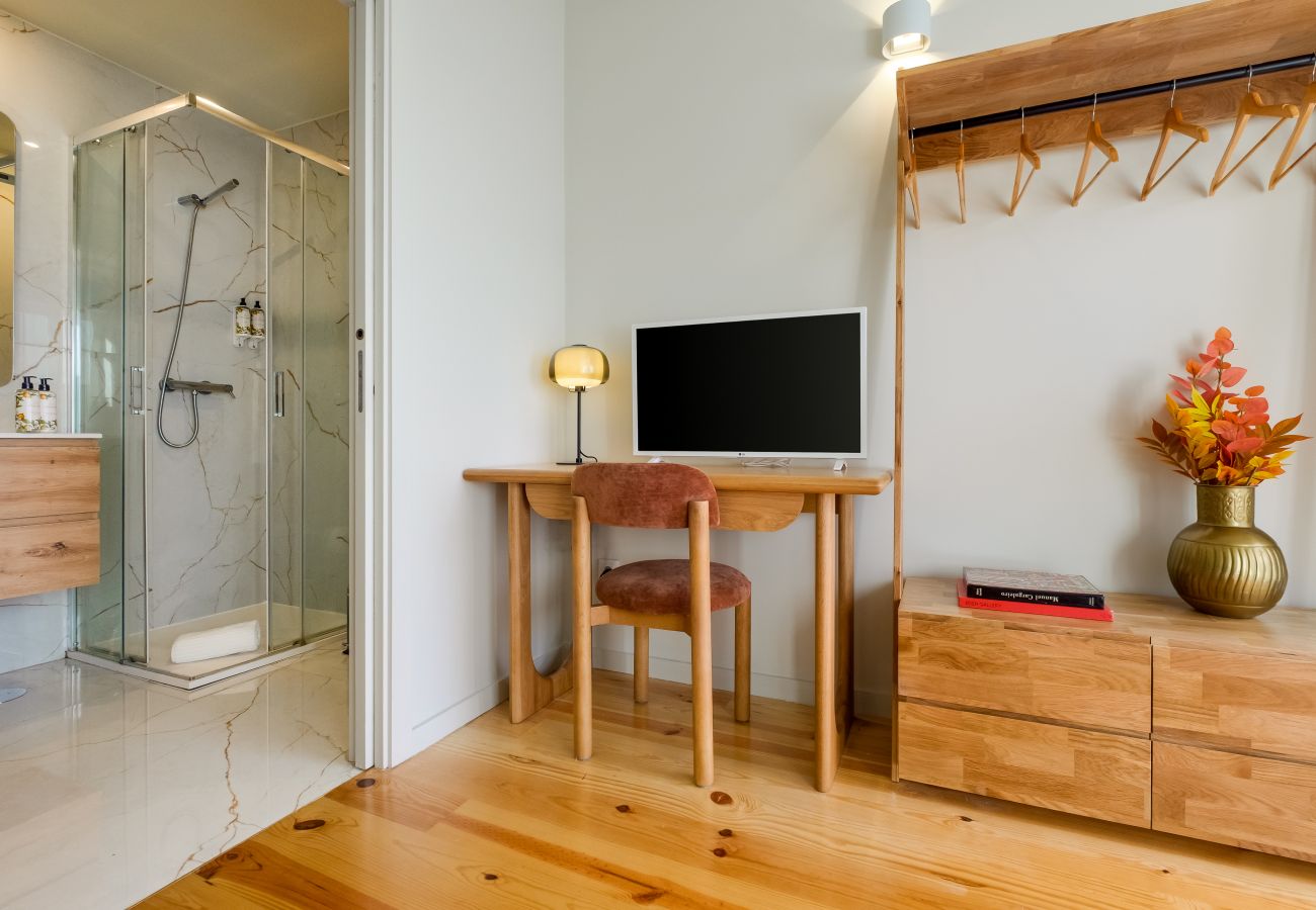 Apartment in Porto - Luxury Style 5 with AC Downtown Porto near Metro