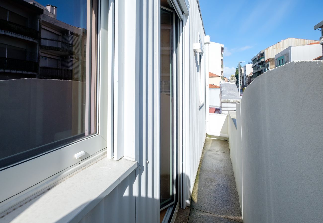 Apartment in Porto - Camões  Apartment with A/C near Metro