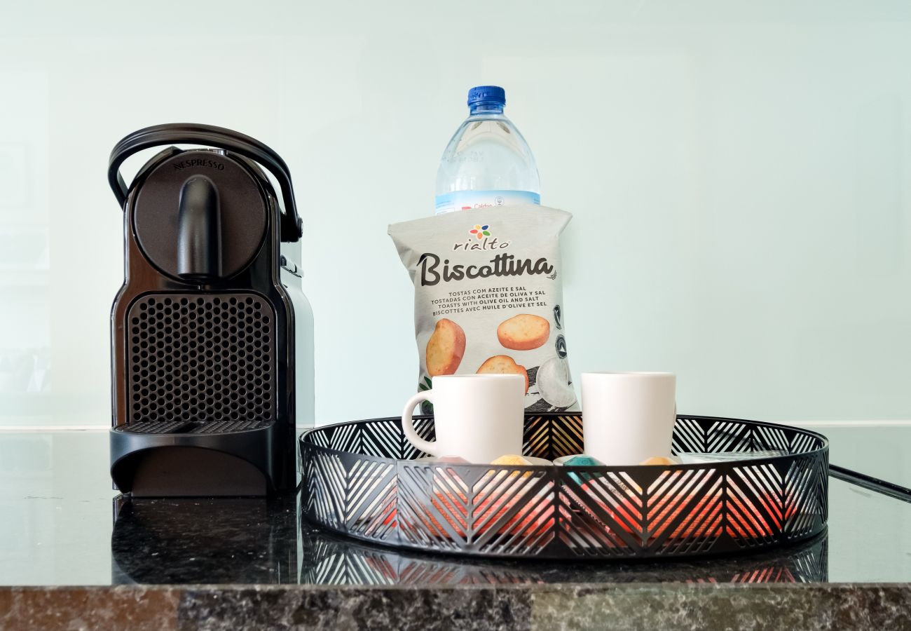 Apartment in Porto - Camões  Apartment with A/C near Metro