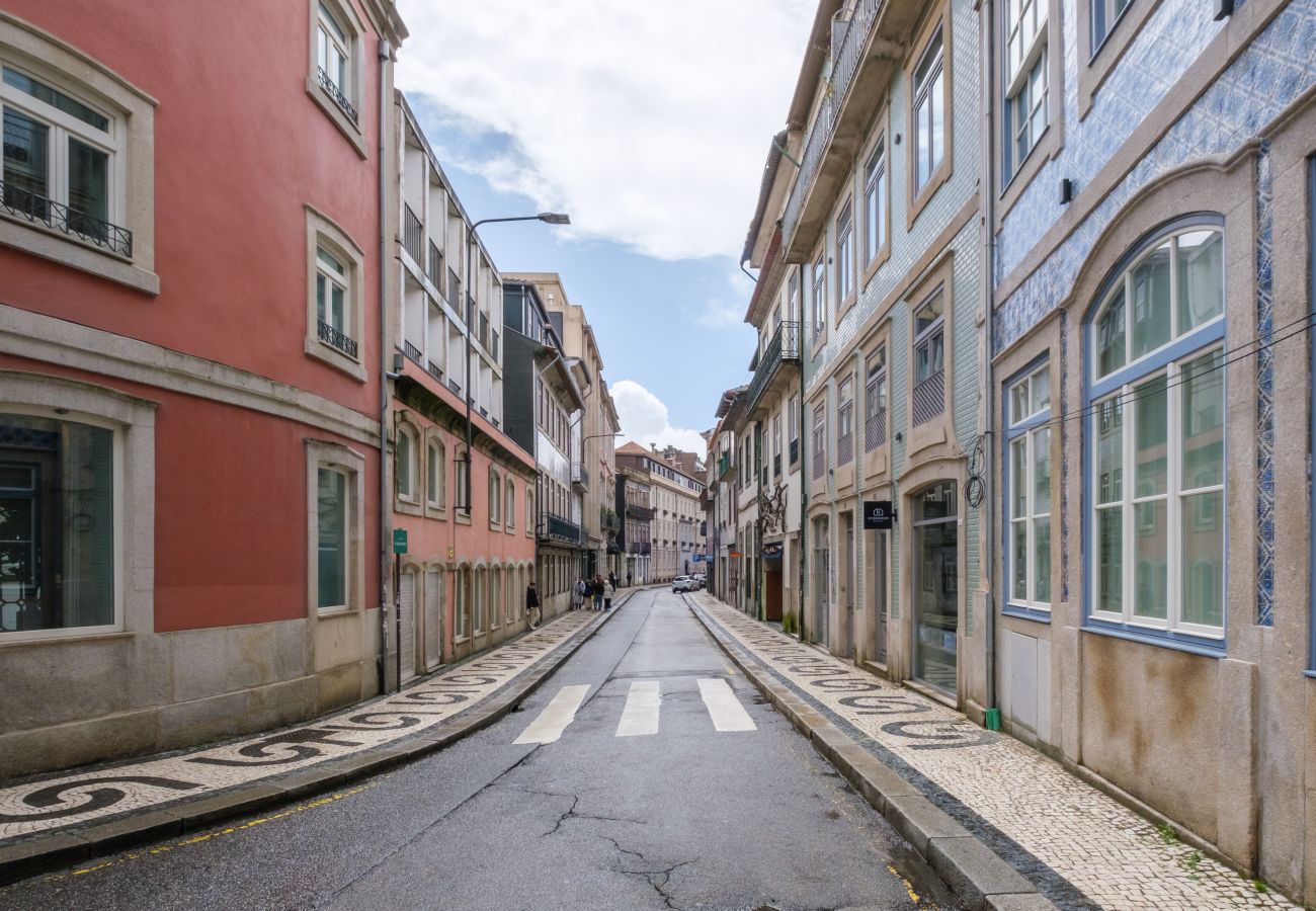 Apartment in Porto - Art Deco 34 Luxury Apartment Downtown Metro AC