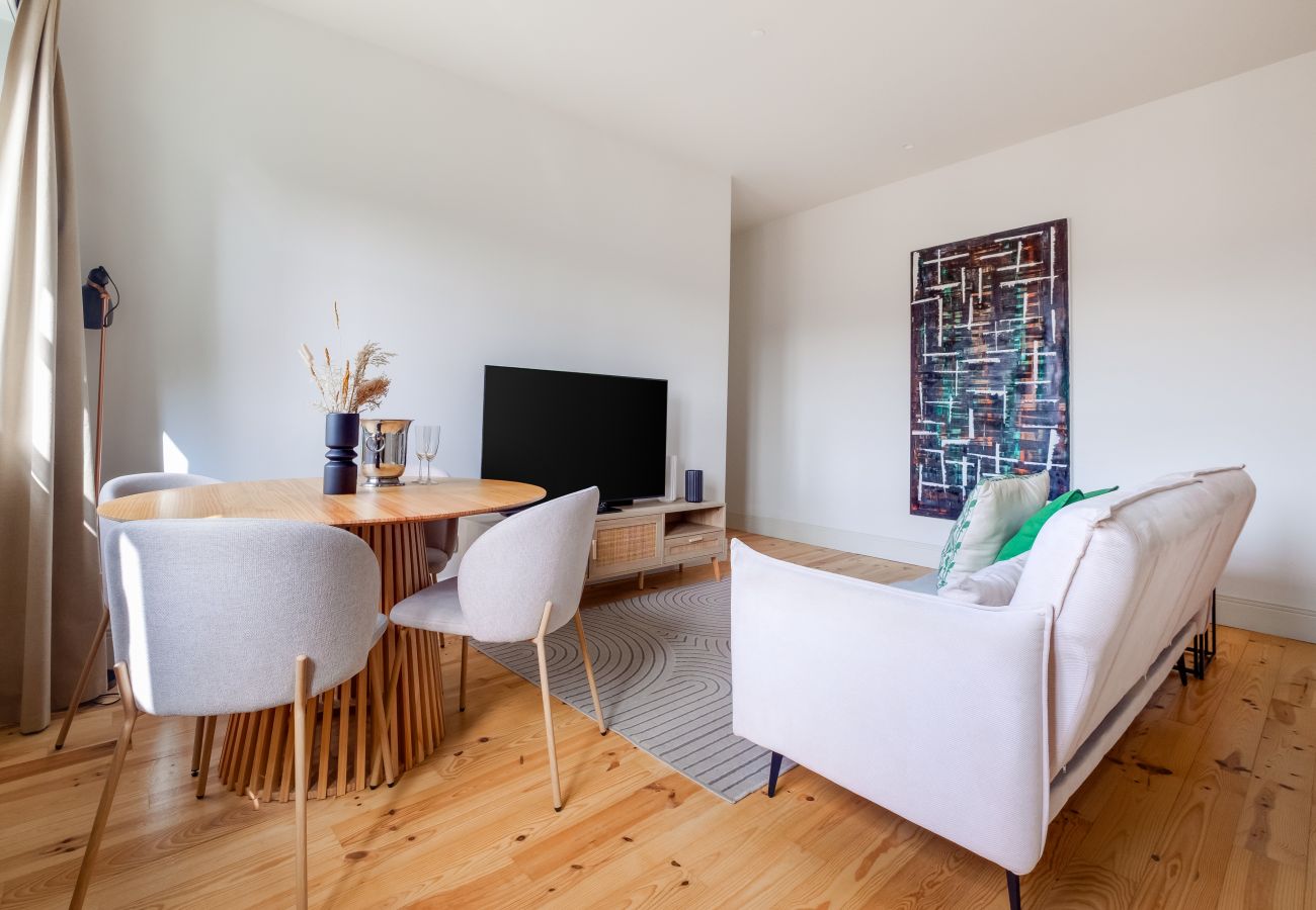 Apartment in Porto - Art Deco 34 Luxury Apartment Downtown Metro AC